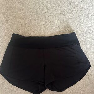 Black Lululemon Speed Up 4’